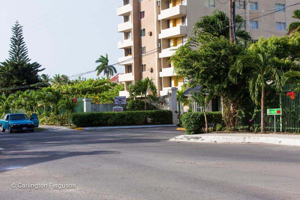 Turtle Beach Towers Ocho Rios Exterior photo